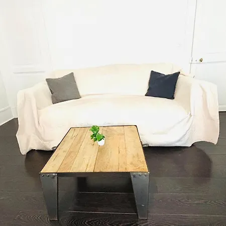 Tour Eiffel Grenelle Daire *